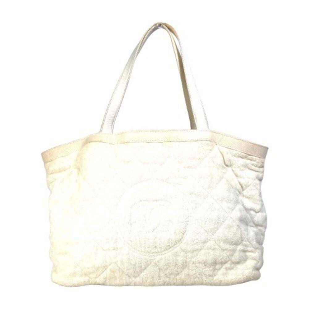 CHANEL White Leather Logo Shoulder Bag